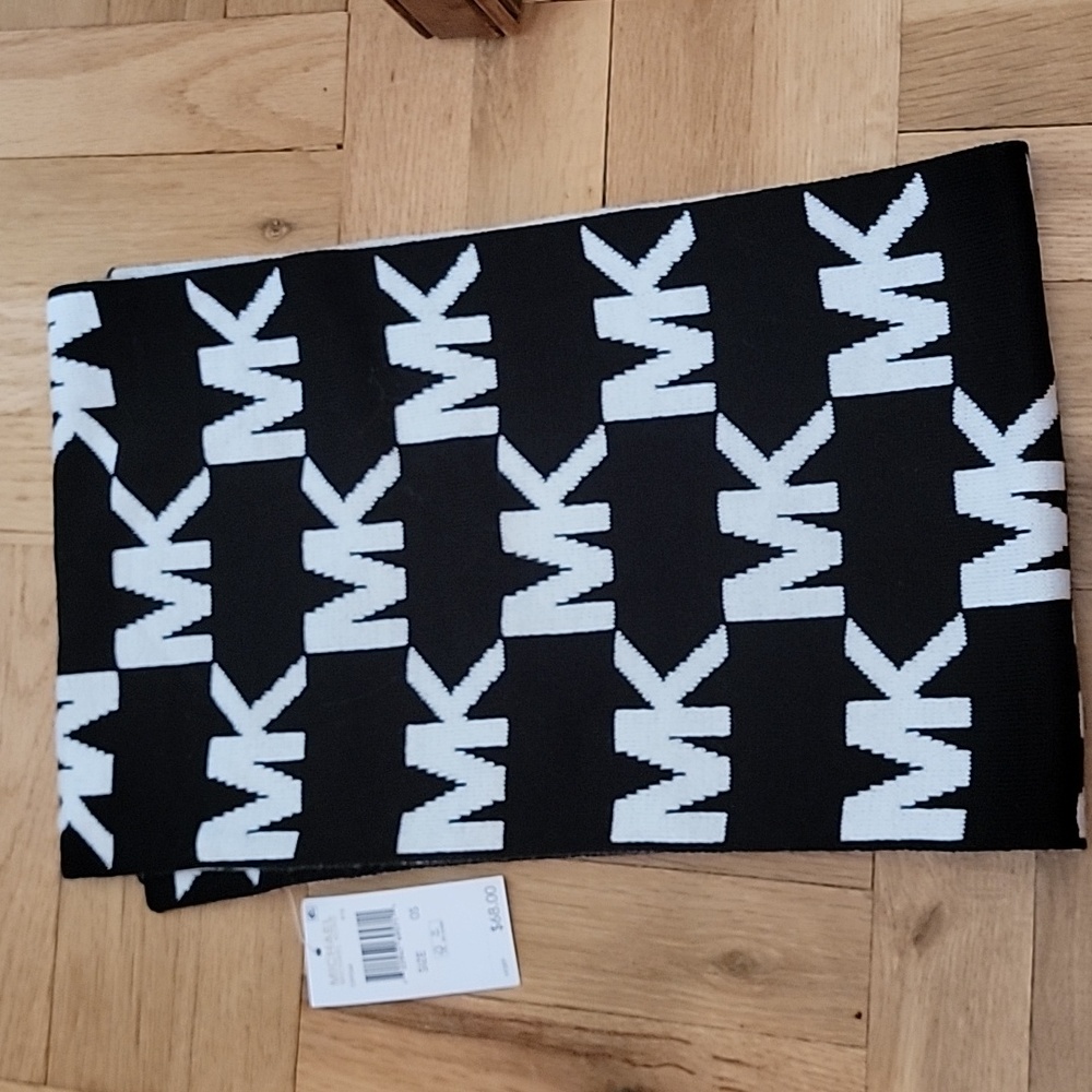 NEW/LOGO SCARF/MICHAEL KORS